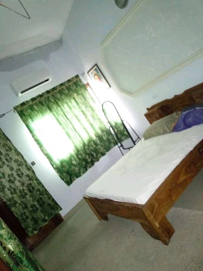 N° 4954 :
                            Appartement meublé à louer , Hedzranawoe, Lome, Togo : 350 000 XOF/mois