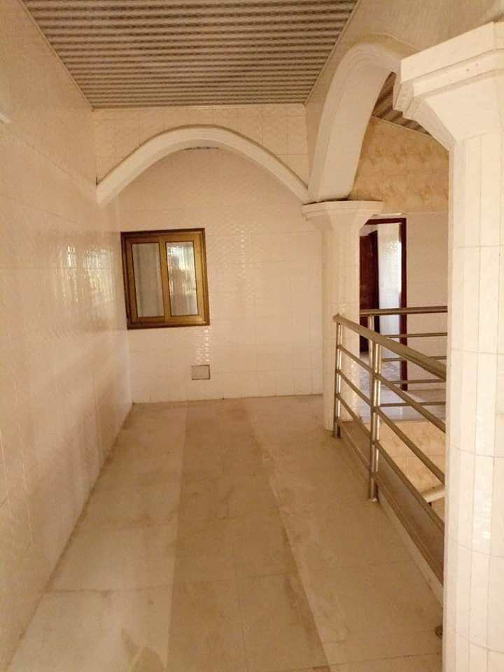N° 4965 :
                            Appartement à louer , Agoe, Lome, Togo : 80 000 XOF/mois