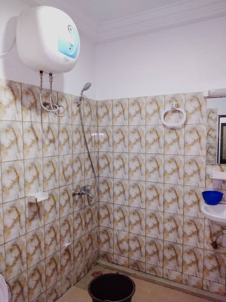 N° 4968 :
                            Appartement meublé à louer , Tokoin, Lome, Togo : 350 000 XOF/mois