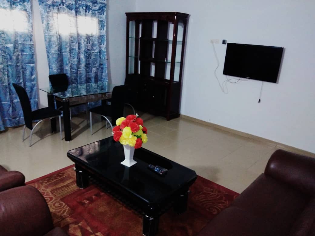 N° 4968 :
                            Appartement meublé à louer , Tokoin, Lome, Togo : 350 000 XOF/mois