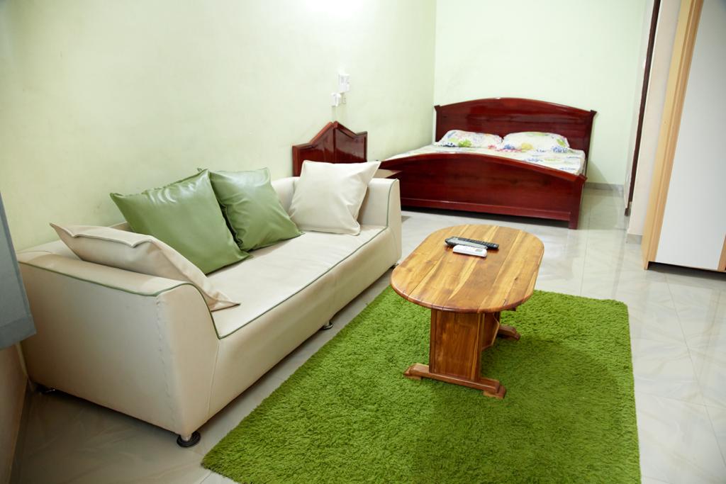 N° 4979 :
                            Studio meublé à louer , Adidogome, Lome, Togo : 150 000 XOF/mois