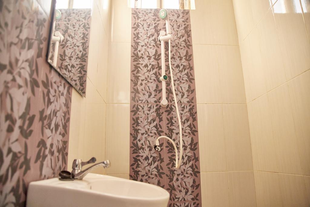 N° 4979 :
                            Studio meublé à louer , Adidogome, Lome, Togo : 150 000 XOF/mois