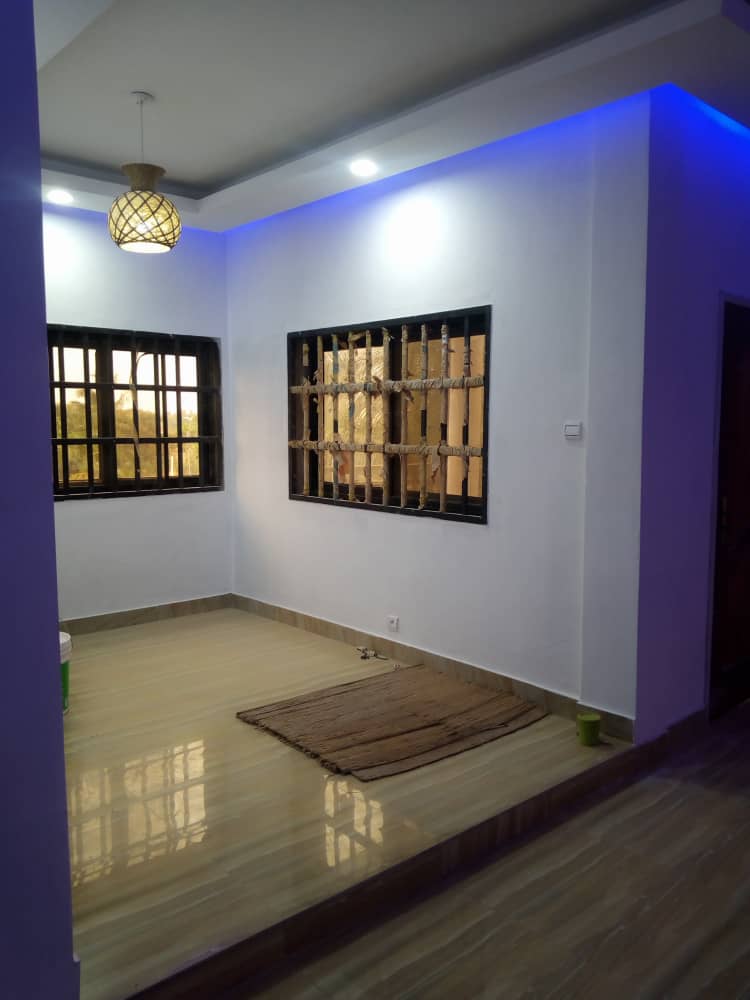 N° 4982 :
                            Appartement à louer , Agoe, Lome, Togo : 90 000 XOF/mois