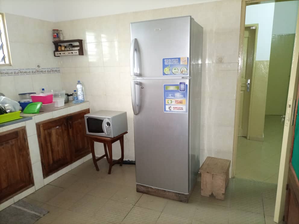 N° 4985 :
                            Villa à louer , Baguida , Lome, Togo : 400 000 XOF/mois