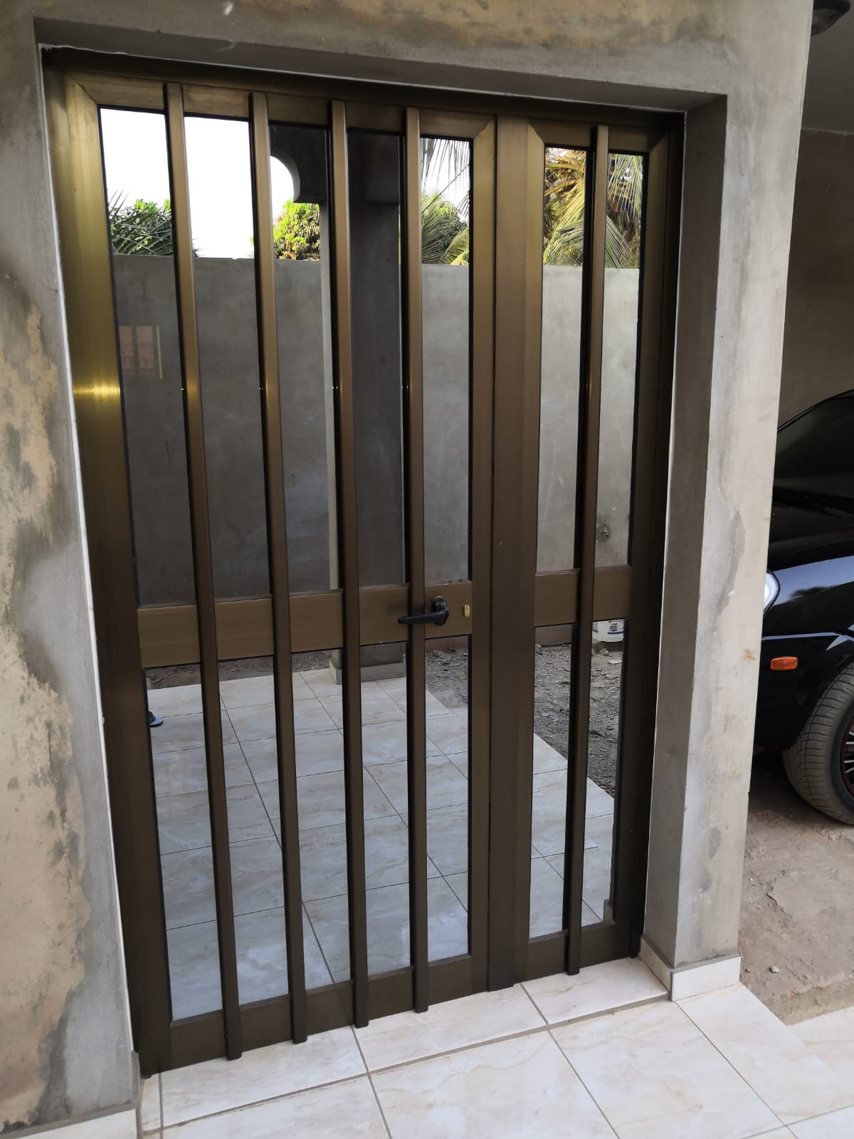 N° 4986 :
                            Villa à louer , Agoe, Lome, Togo : 200 000 XOF/mois