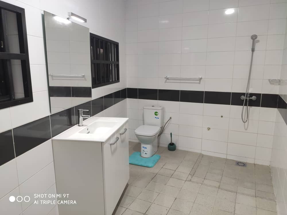 N° 4988 :
                            Appartement meublé à louer , Adidogome, Lomé, Togo : 750 000 XOF/mois