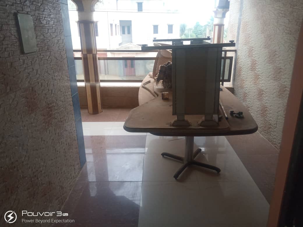 N° 4992 :
                            Appartement à louer , Agoe , Lome, Togo : 130 000 XOF/mois