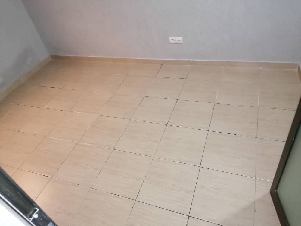 N° 4996 :
                            2 chambres salon à louer ,  avedji , Lome, Togo : 75 000 XOF/mois