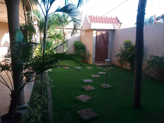 N° 4997 :
                            Villa meublée à louer , Be, Lome, Togo : 400 000 XOF/mois