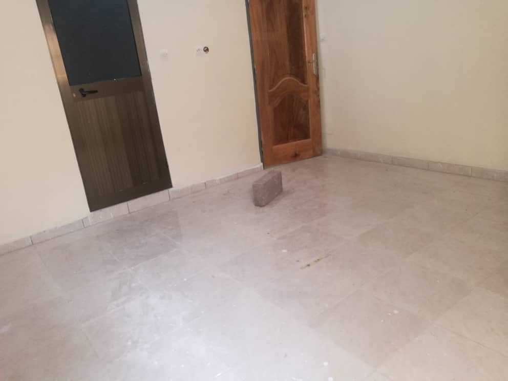 N° 5000 :
                            Villa à louer , Avedji , Lome, Togo : 120 000 XOF/mois