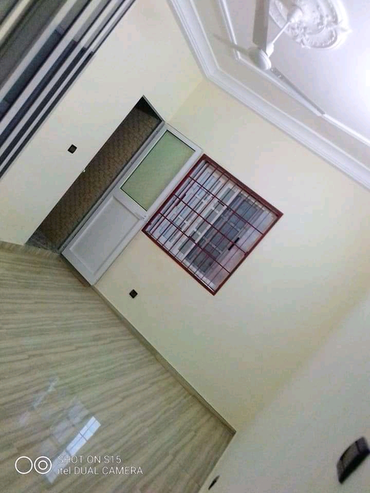 N° 5003 :
                            Appartement à louer , Amadahome, Lome, Togo : 180 000 XOF/mois
