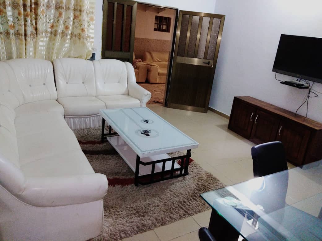N° 5007 :
                            Appartement meublé à louer , Tokoin, Lome, Togo : 350 000 XOF/mois