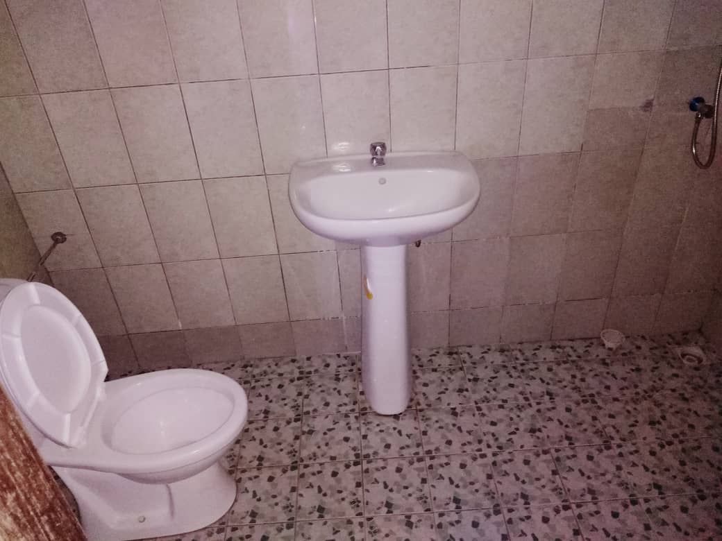 N° 5016 :
                            Appartement à louer , Agbalepedo, Lome, Togo : 102 000 XOF/mois