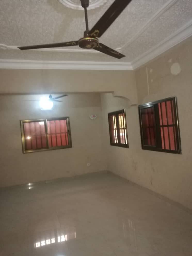 N° 5020 :
                            Villa à louer , Agoe, Lome, Togo : 300 000 XOF/mois