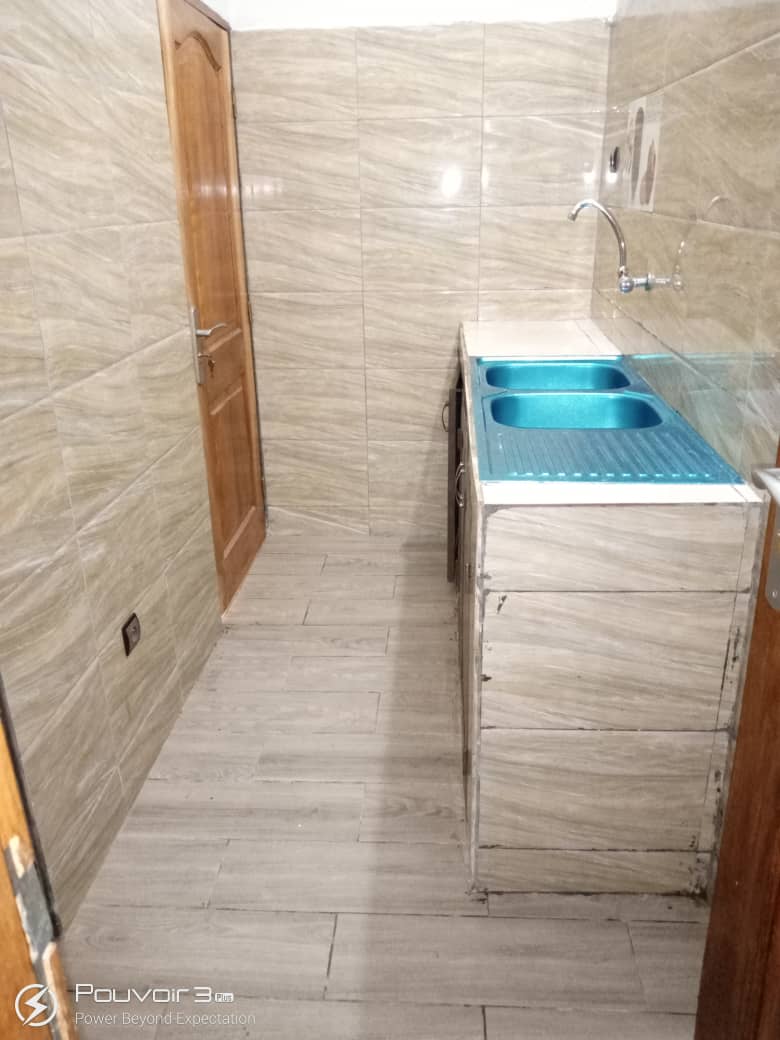 N° 5027 :
                            Chambre salon à louer , Agoe, Lome, Togo : 45 000 XOF/mois