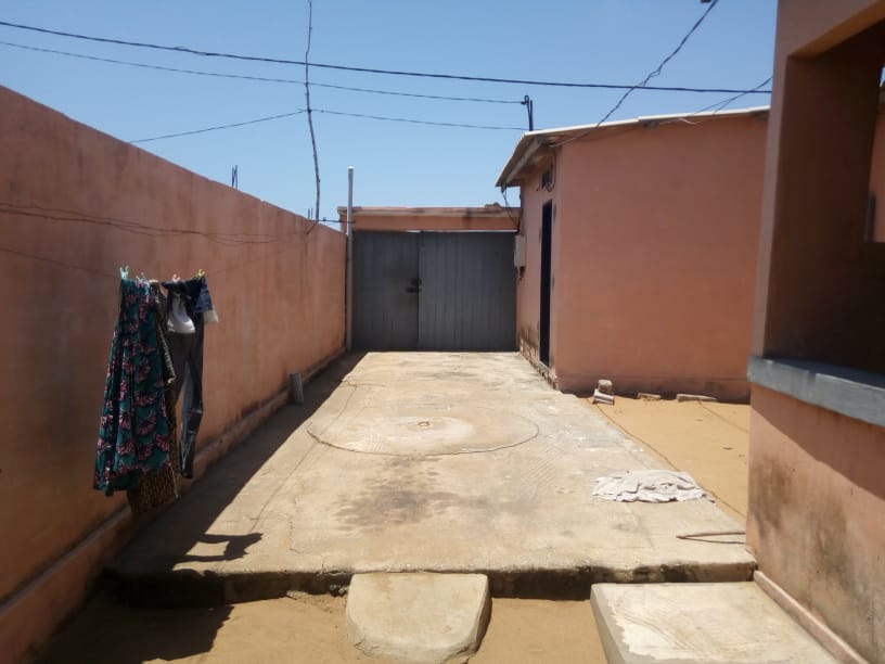 N° 5049 :
                            Maison à vendre ,  agbavi, Lome, Togo : 27 000  000 XOF/vie