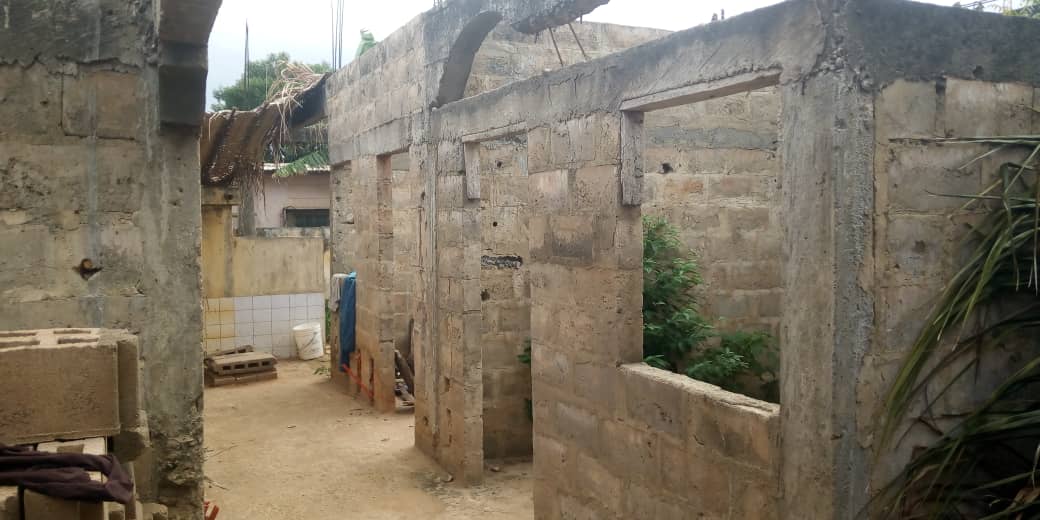 N° 5039 :
                            Villa à vendre , Togo2000, Lome, Togo : 32 000  000 XOF/vie