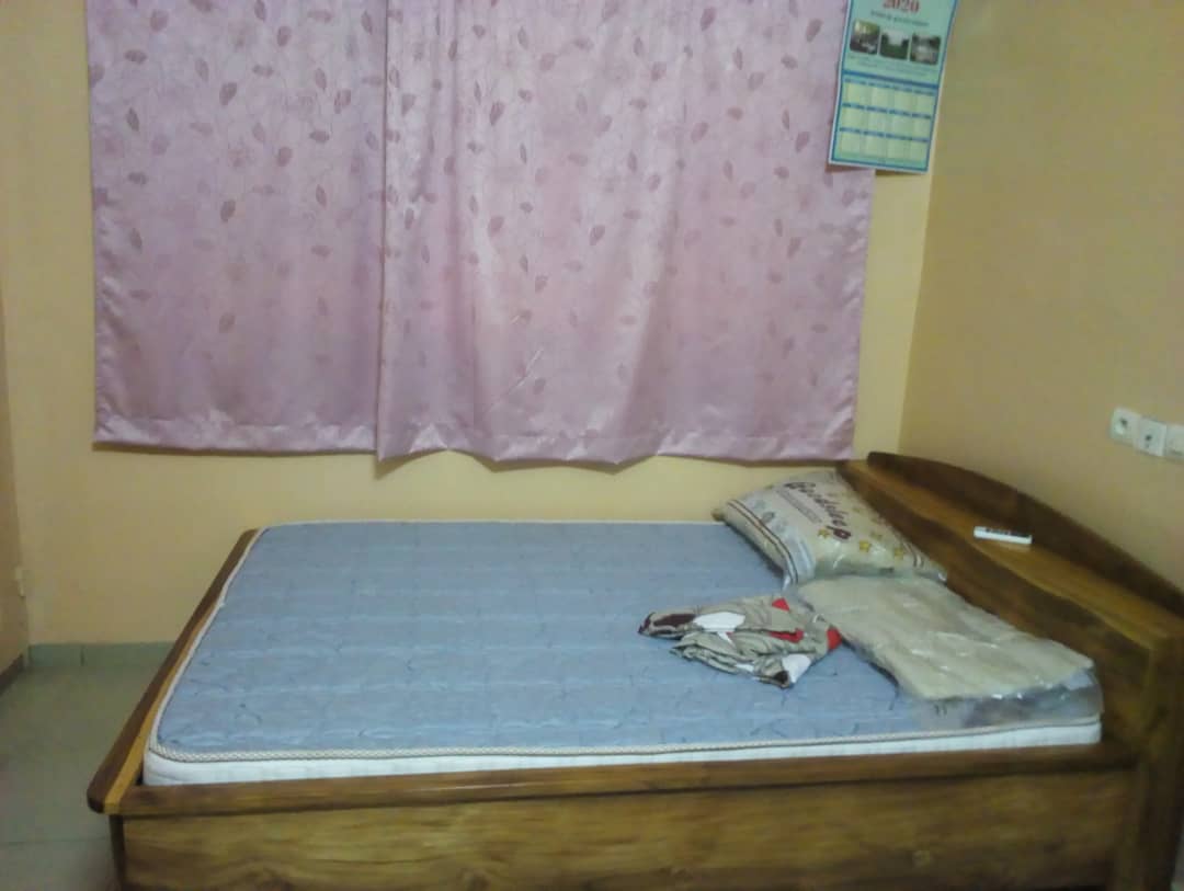 N° 5038 :
                            Appartement meublé à louer , Avedji , Lome, Togo : 350 000 XOF/mois