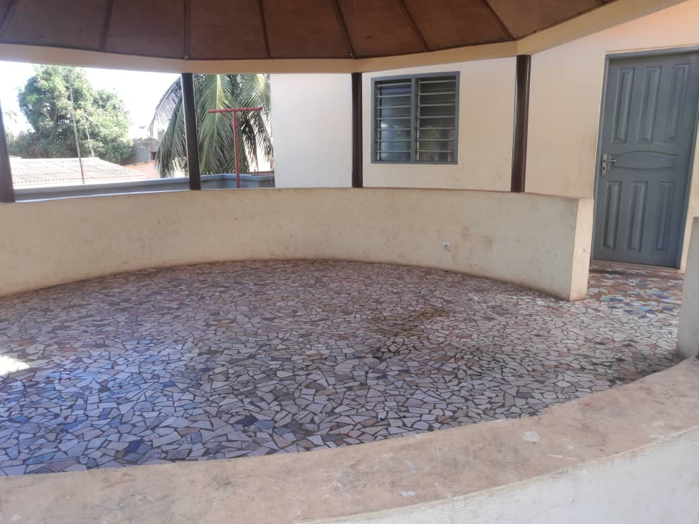 N° 5042 :
                            Appartement à louer , Agoe, Lome, Togo : 65 000 XOF/mois