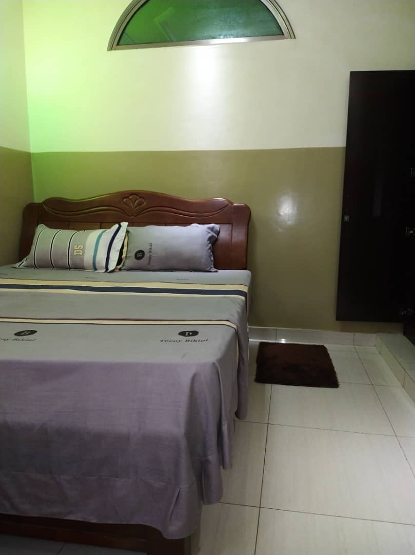 N° 5079 :
                            Appartement meublé à louer ,  cacaveli , Lome, Togo : 300 000 XOF/mois