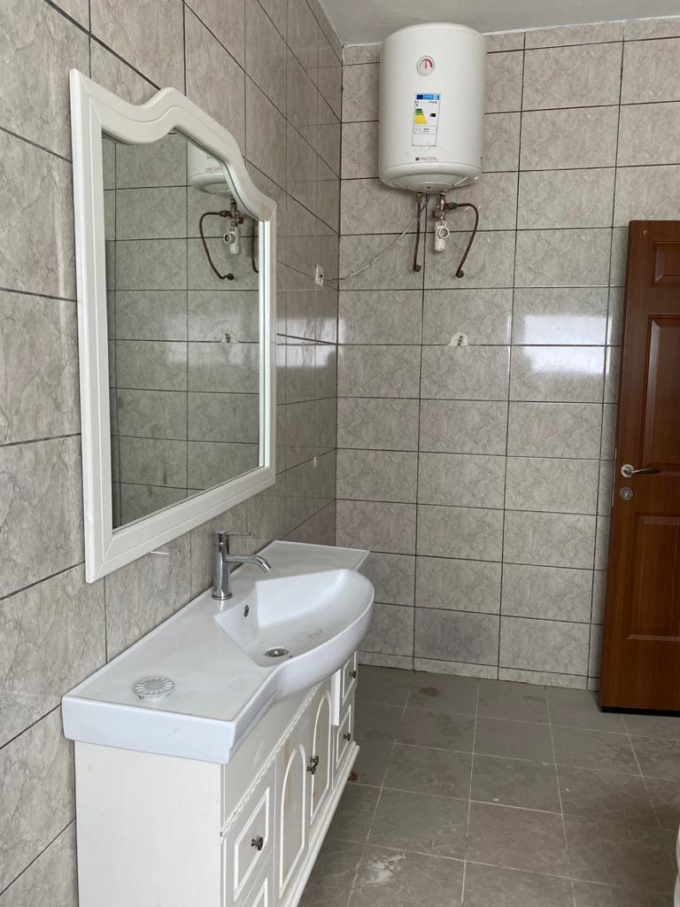 N° 5074 :
                            Villa meublée à louer , Adidogome , Lome, Togo : 450 000 XOF/mois