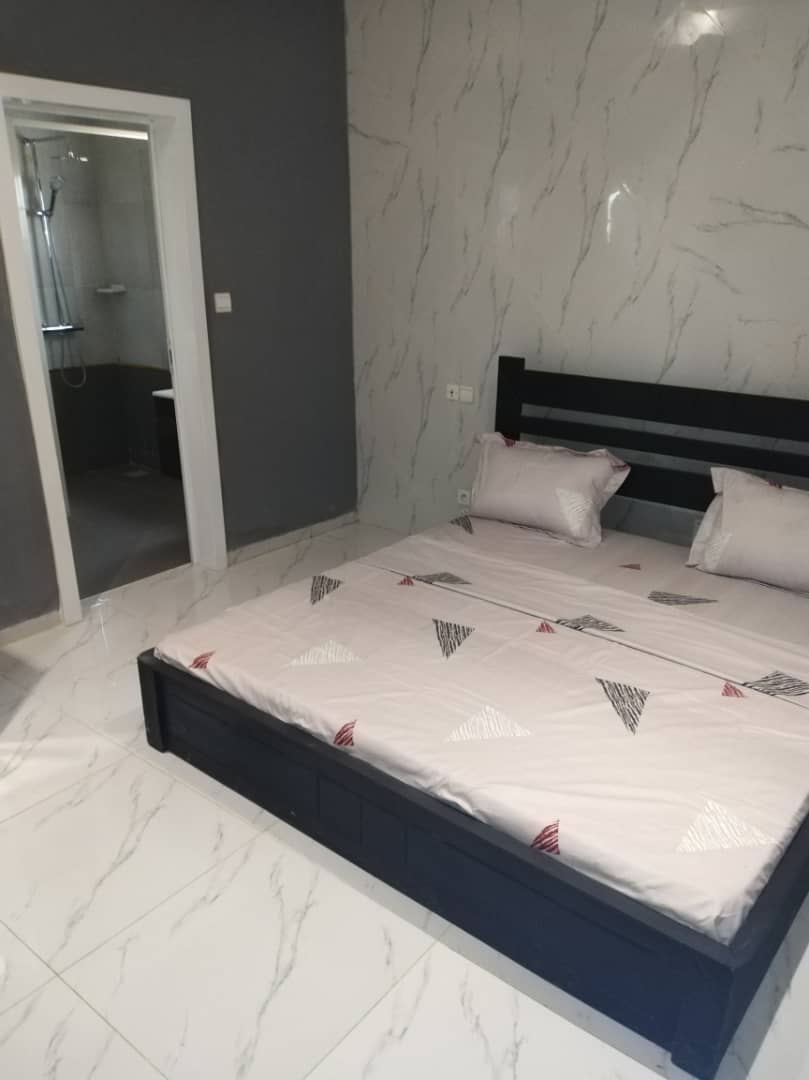 N° 5108 :
                            Appartement meublé à louer , Djidjole, Lome, Togo : 550 000 XOF/mois