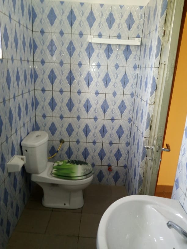 N° 5107 :
                            Chambre salon à louer , Akodessewa, Lome, Togo : 50 000 XOF/mois