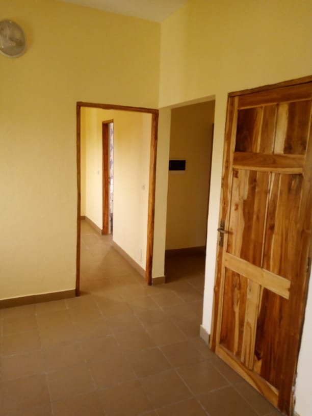 N° 5107 :
                            Chambre salon à louer , Akodessewa, Lome, Togo : 50 000 XOF/mois