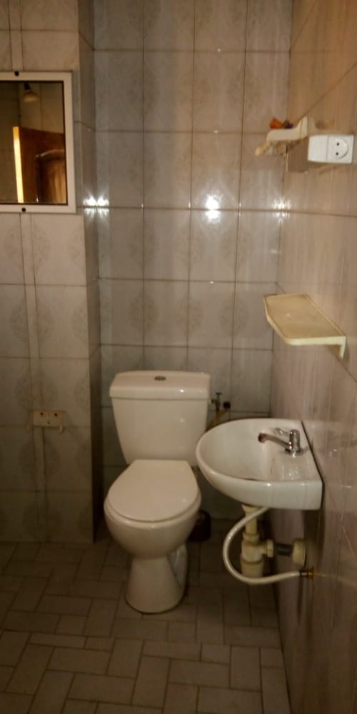 N° 5106 :
                            Chambre salon à louer , Akodessewa , Lome, Togo : 60 000 XOF/mois