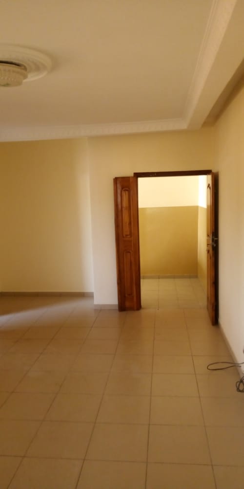 N° 5106 :
                            Chambre salon à louer , Akodessewa , Lome, Togo : 60 000 XOF/mois