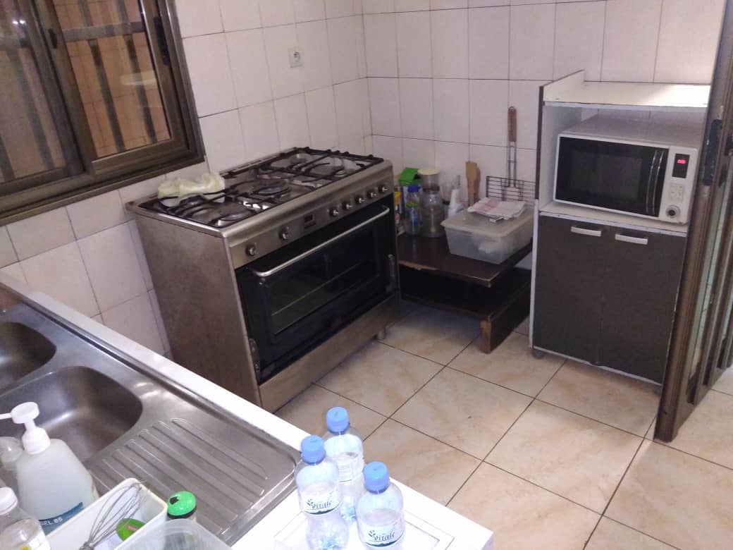 N° 5155 :
                            Appartement meublé à louer , Agoe anome , Lome, Togo : 300 000 XOF/mois