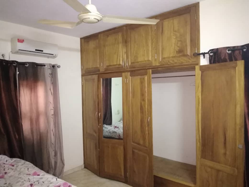 N° 5155 :
                            Appartement meublé à louer , Agoe anome , Lome, Togo : 300 000 XOF/mois