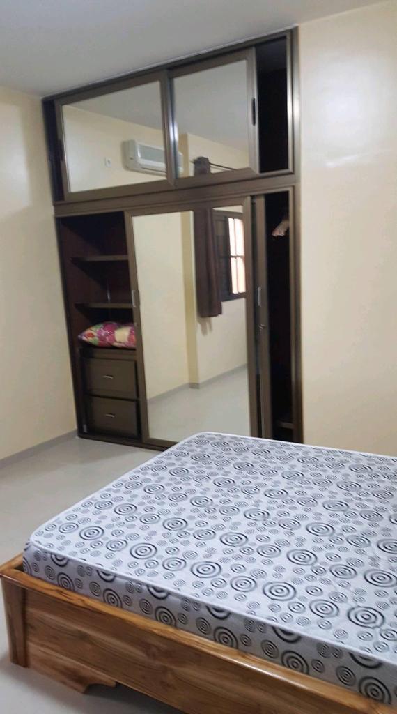 N° 5166 :
                            Appartement meublé à louer , Agbalepedo, Lome, Togo : 300 000 XOF/mois