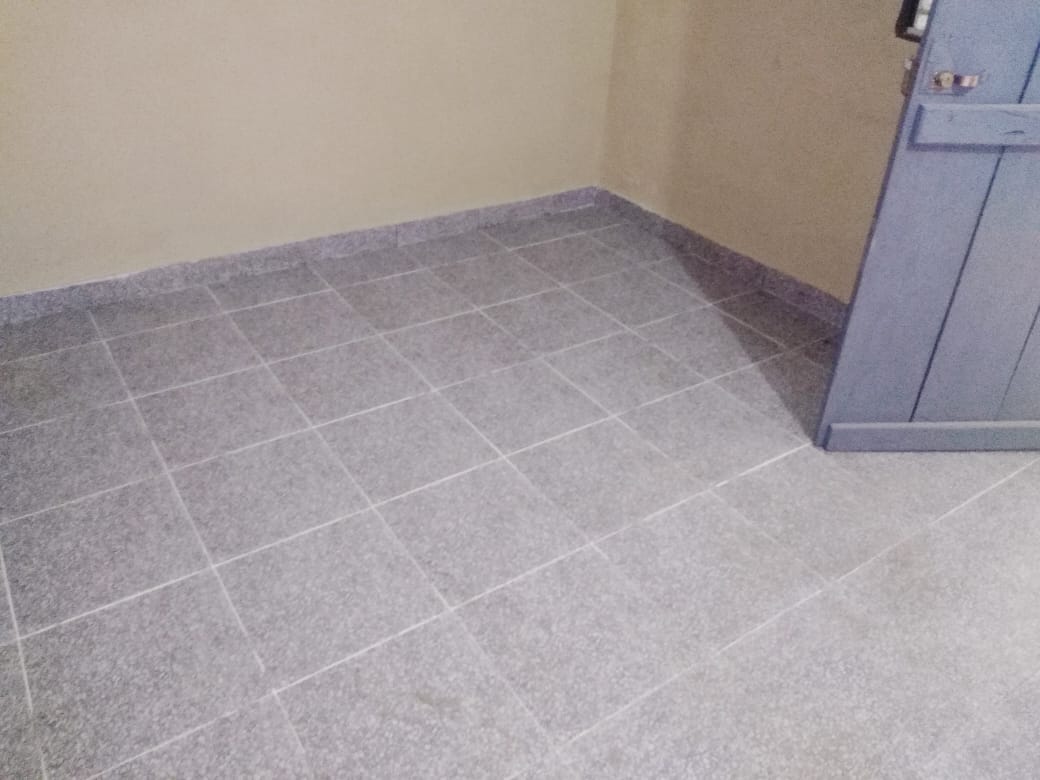 N° 5169 :
                            Chambre salon à louer , Kagome, Lome, Togo : 30 000 XOF/mois