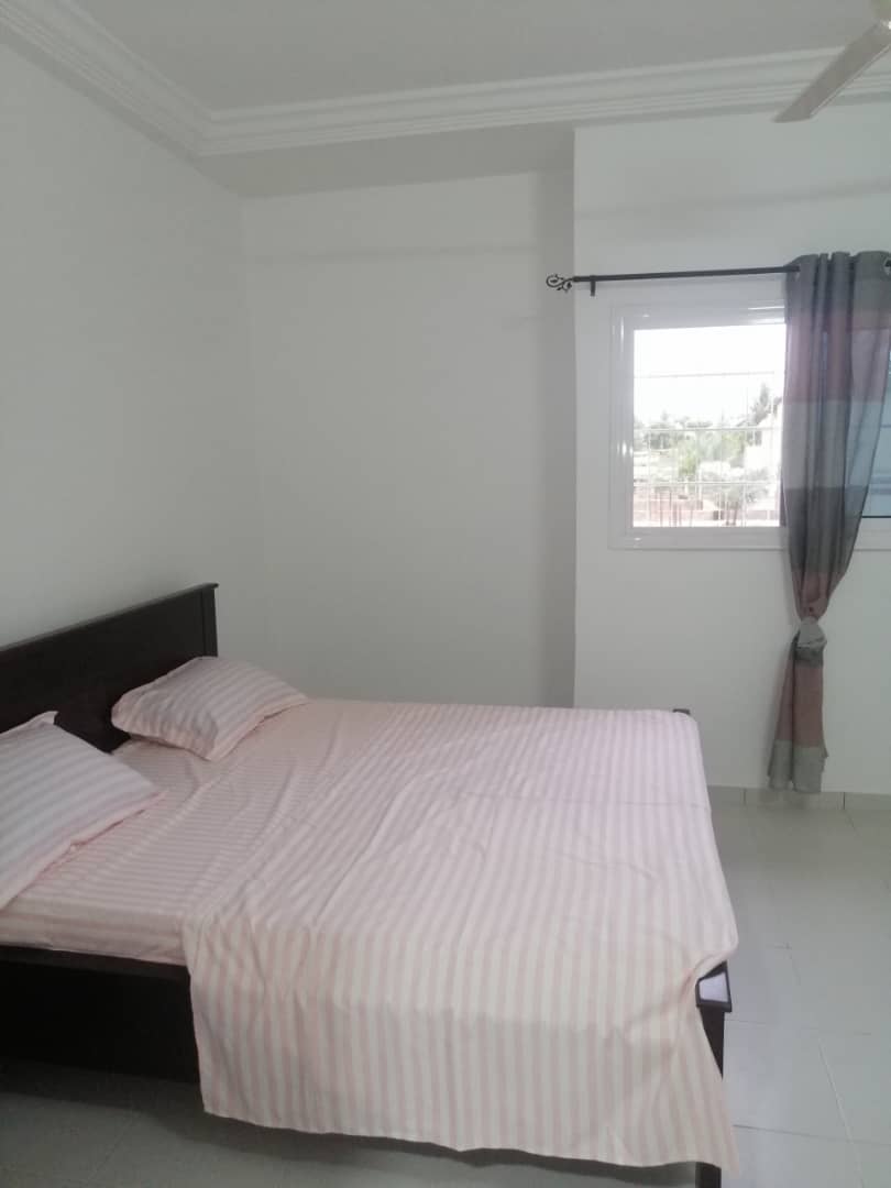 N° 5172 :
                            Appartement meublé à louer , Totsi, Lome, Togo : 300 000 XOF/mois