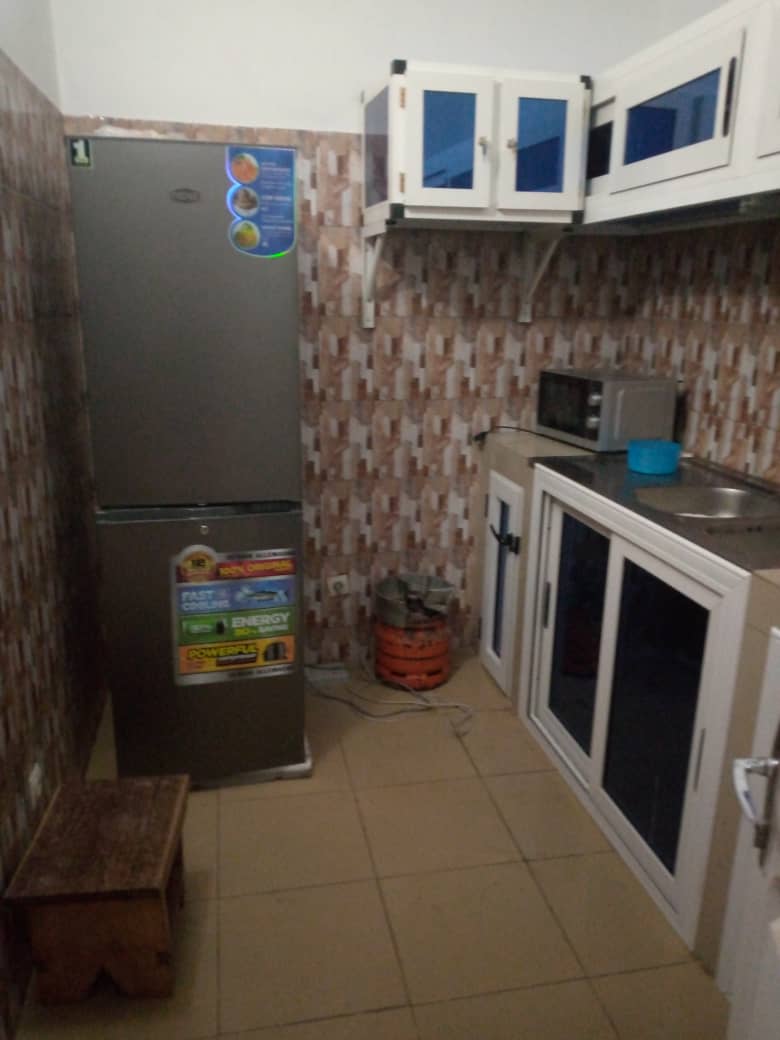 N° 5182 :
                            Villa meublée à louer , Avedji, Lome, Togo : 300 000 XOF/mois