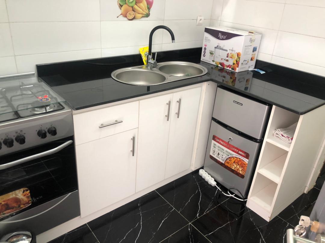 N° 5186 :
                            Studio meublé à louer , Agbalepedo, Lome, Togo : 210 000 XOF/mois