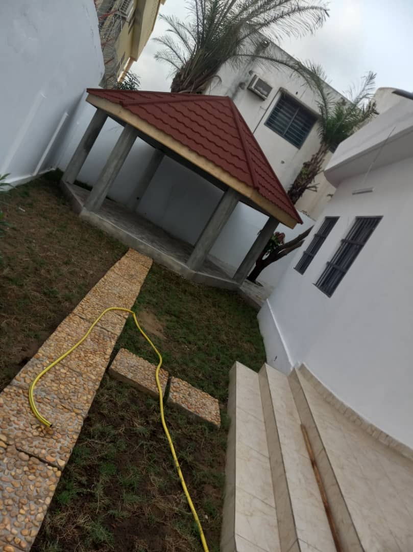 N° 5273 :
                            Villa à louer , Be, Lome, Togo : 400 000 XOF/mois