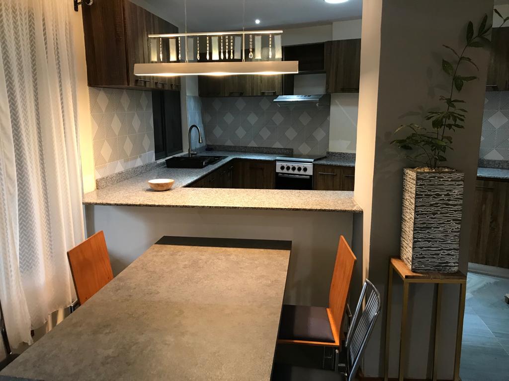 N° 5289 :
                            Appartement meublé à louer , Adidogome, Lome, Togo : 1 000  000 XOF/mois