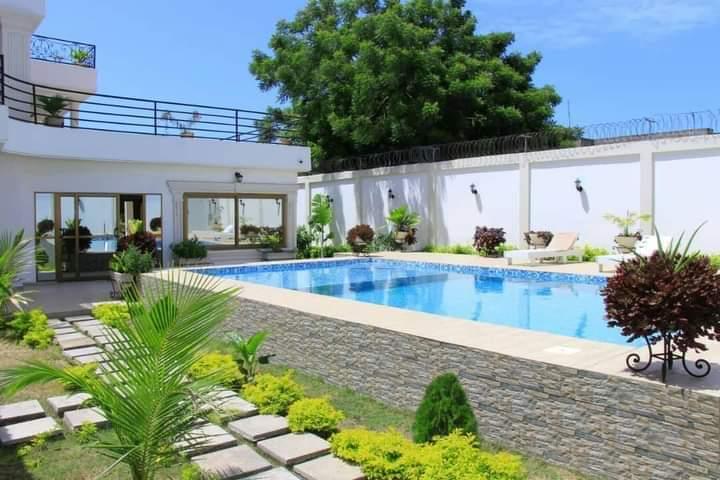 N° 5310 :
                            Villa meublée à louer , Akodessewa, Lome, Togo : 1 800  000 XOF/mois