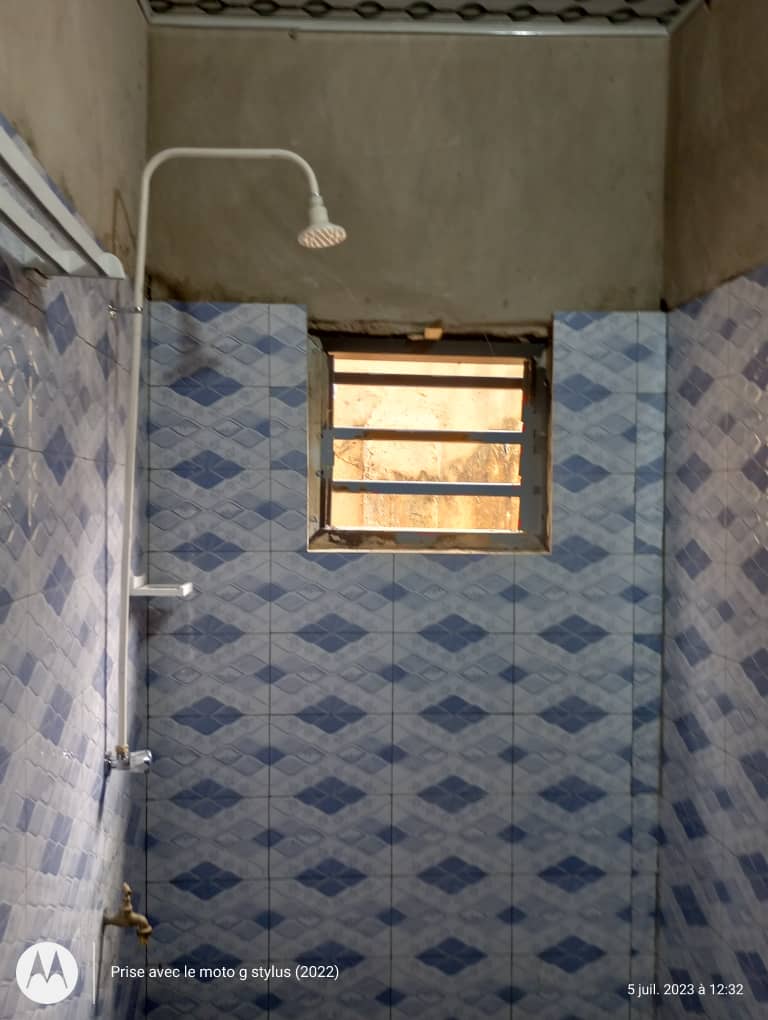 N° 5379 :
                            Villa à louer , Ave maria , Lome, Togo : 120 000 XOF/mois