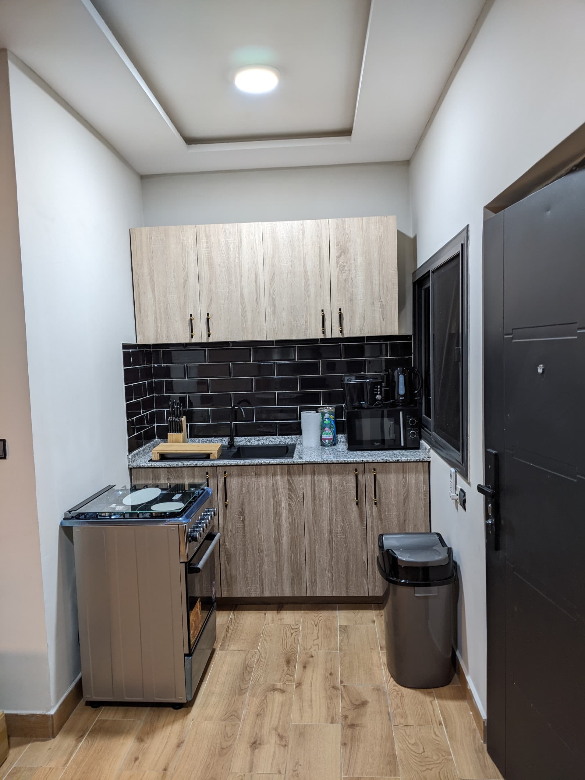 N° 5386 :
                            Studio meublé à louer , Adewi , Lome, Togo : 210 000 XOF/mois