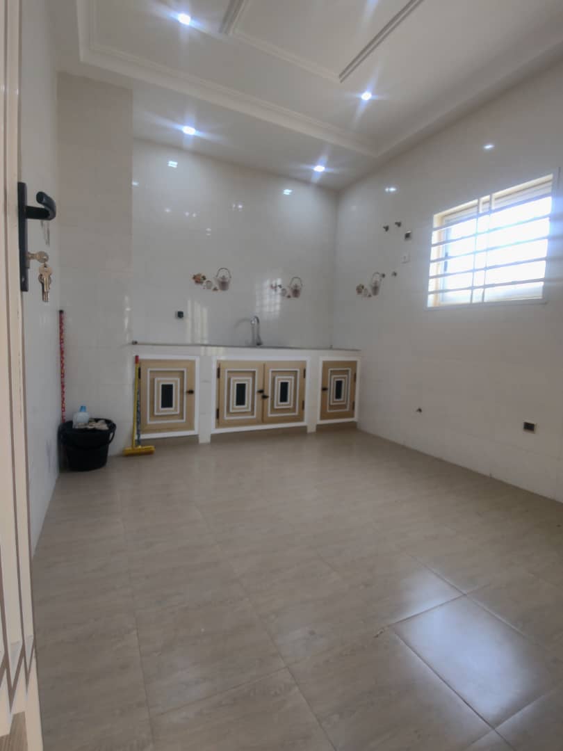 N° 5412 :
                            Villa à vendre , Adidogome akato , Lome, Togo : 65 000  000 XOF/vie