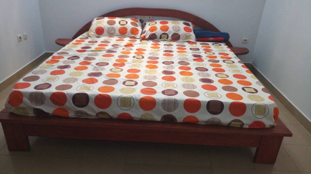 N° 4352 :
                            Villa meublée à louer ,  baguida , Lome, Togo : 300 000 XOF/mois