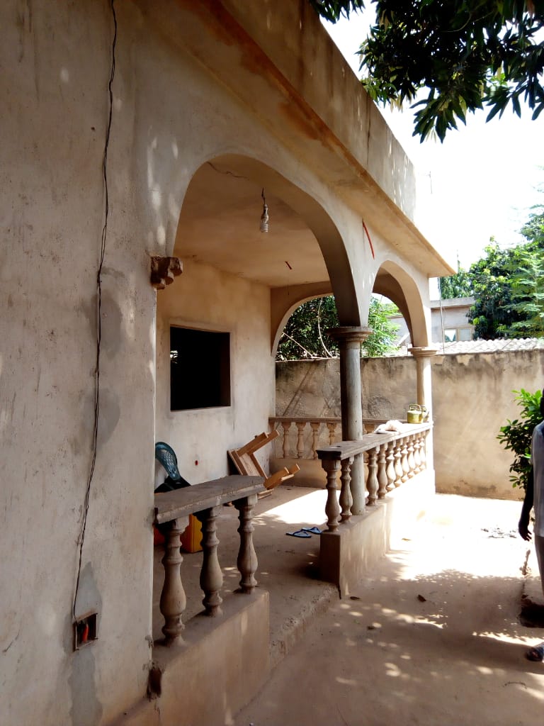 N° 4306 :
                            Villa à vendre , Agoe, Lome, Togo : 25 000  000 XOF/vie