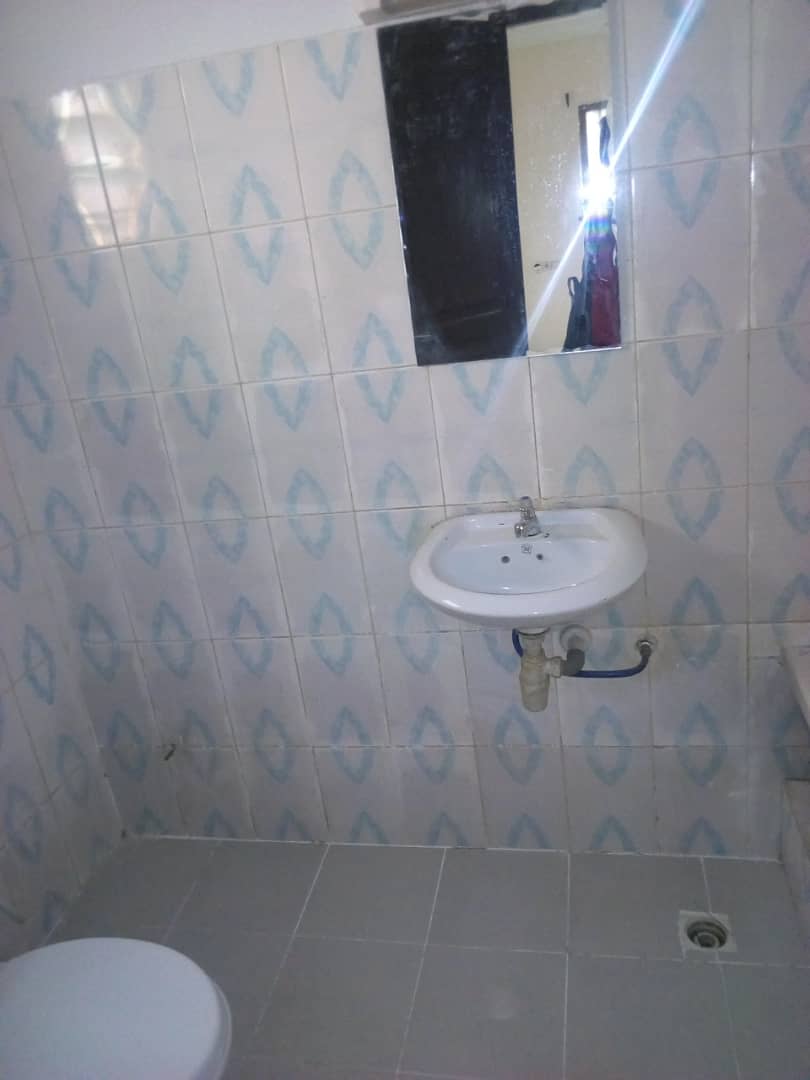 N° 4322 :
                            Villa à louer , Klikame, Lome, Togo : 250 000 XOF/mois