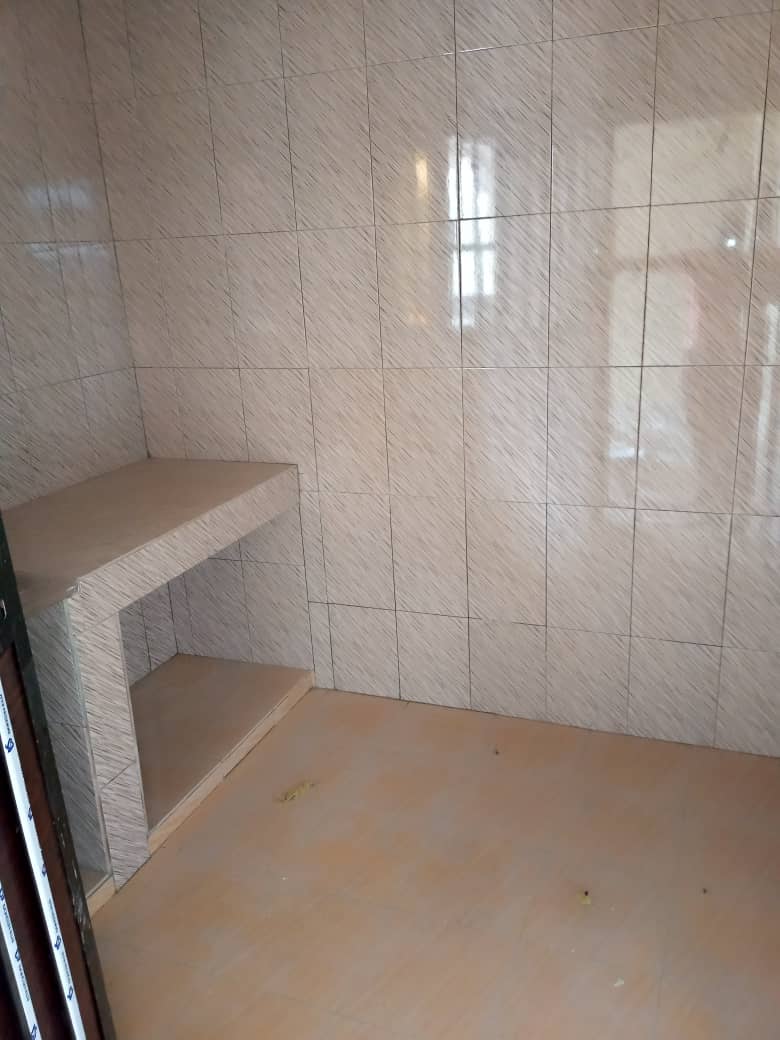 N° 4779 :
                            Chambre salon à louer ,  agoe sogbossito, Lome, Togo : 50 000 XOF/mois
