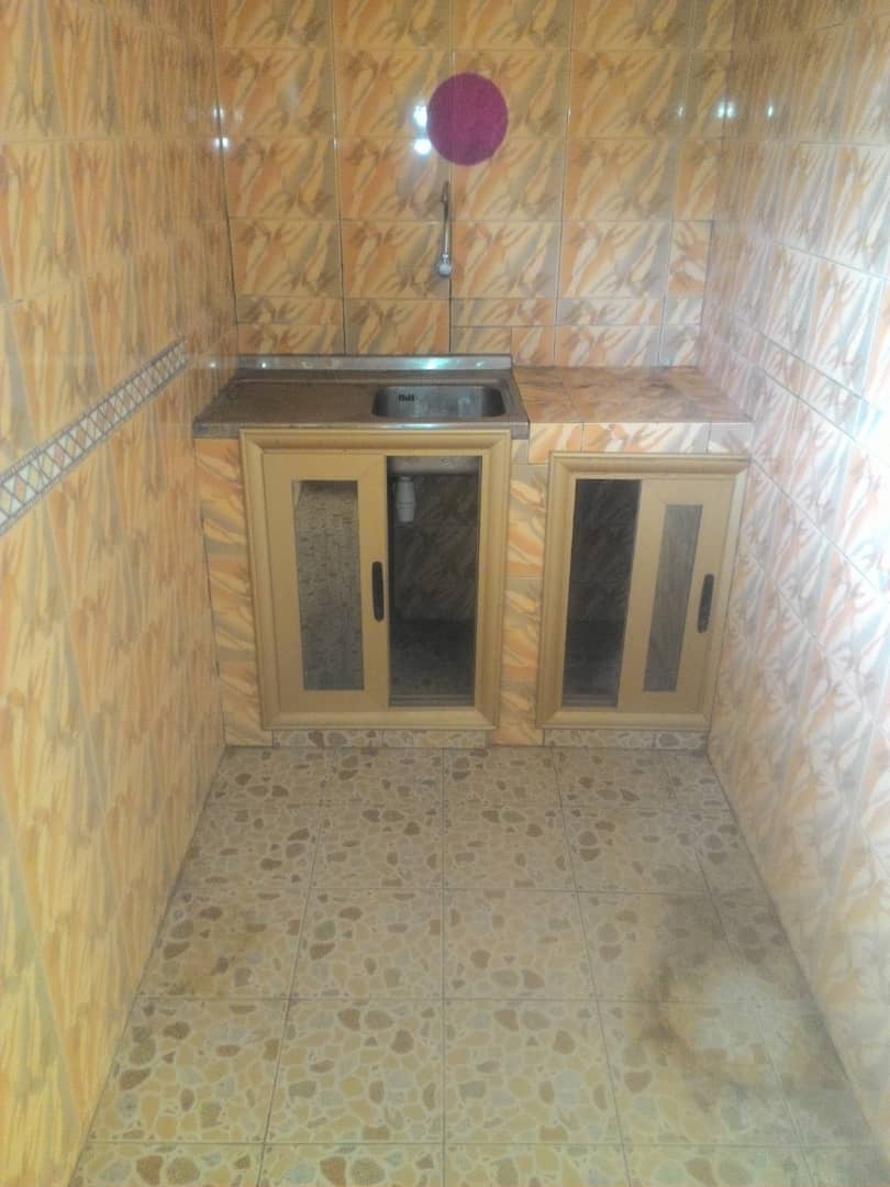N° 4575 :
                            Chambre à louer , Avedji , Lome, Togo : 30 000 XOF/mois