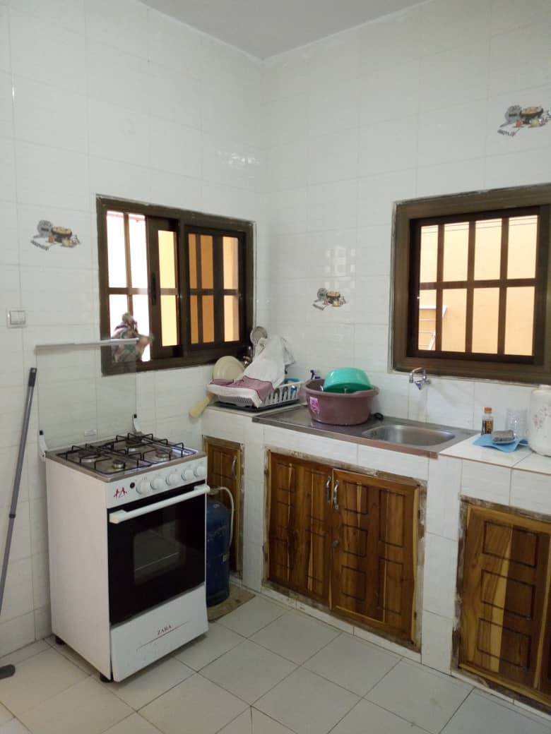 N° 4409 :
                            Villa meublée à louer , Hedzranawoe, Lome, Togo : 250 000 XOF/mois