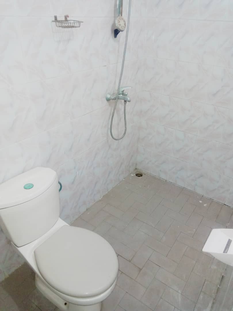 N° 4375 :
                            Villa à louer , Adewi, Lome, Togo : 1 000  000 XOF/mois